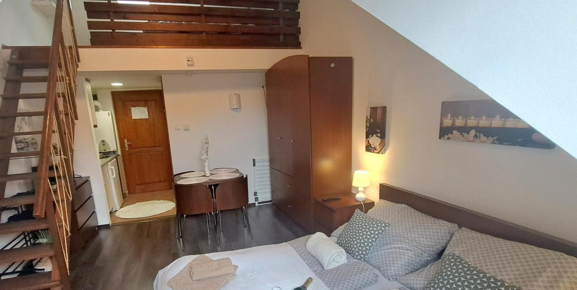 Viktoria Apartman Gyula Dış mekan fotoğraf